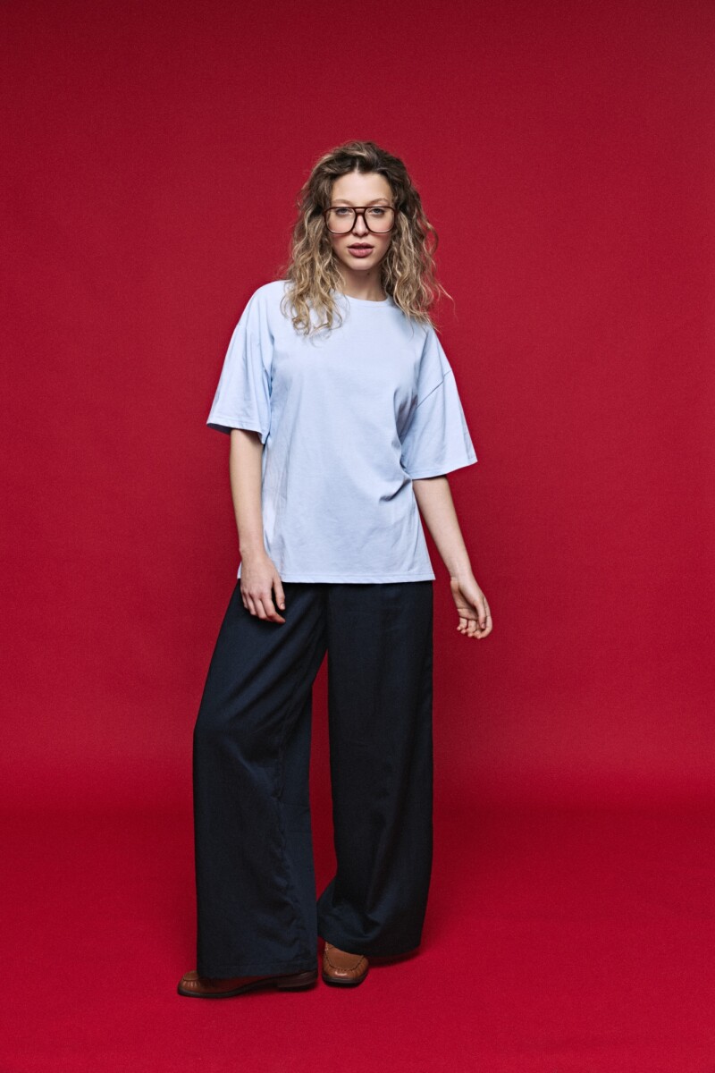 REMERA NARA Celeste