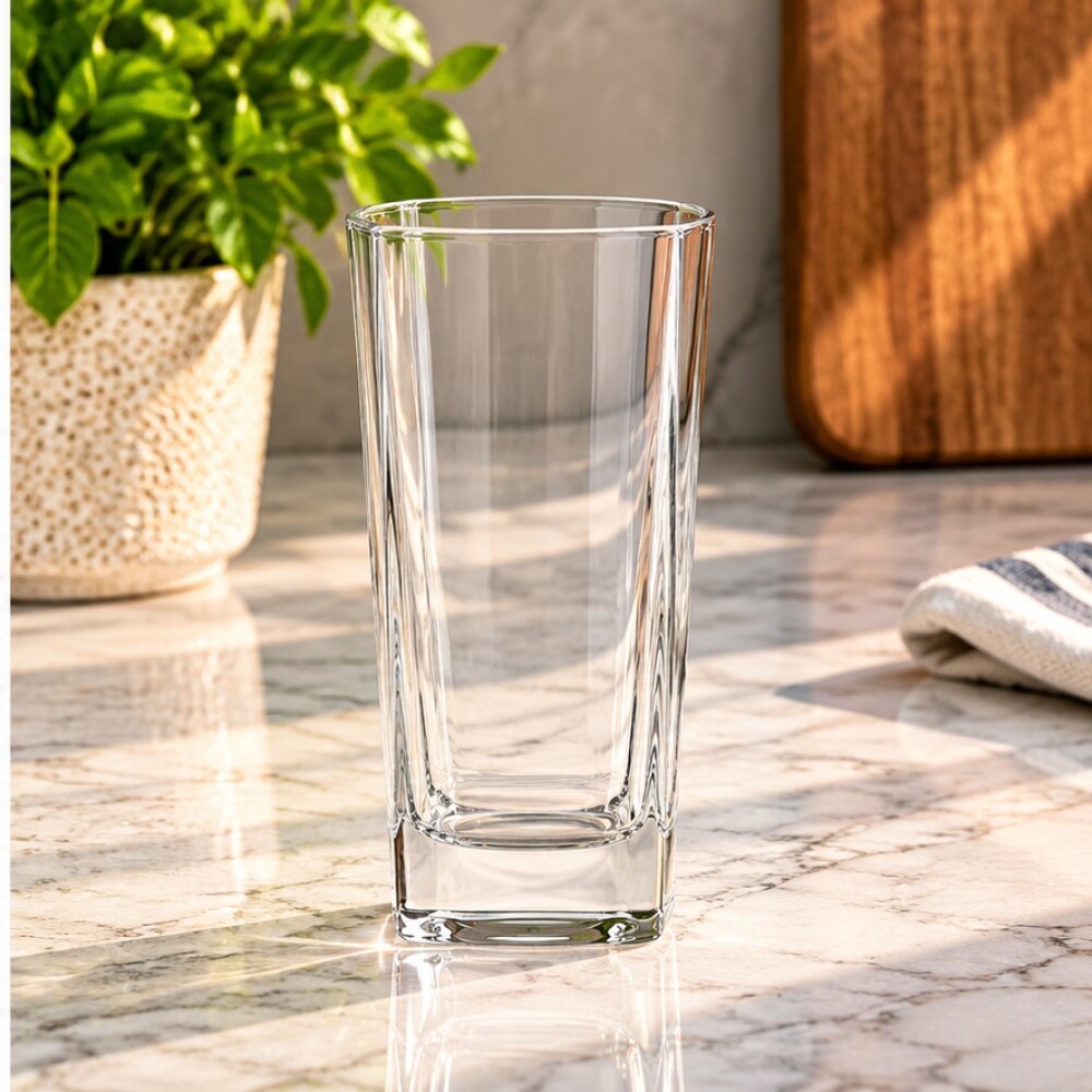 Vaso vidrio 250 ml. alto base cuadrada H 11.5 cms Vaso vidrio 250 ml. alto base cuadrada H 11.5 cms