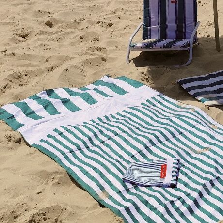 Toalla de microfibra con bolsillos Club Petates Verde