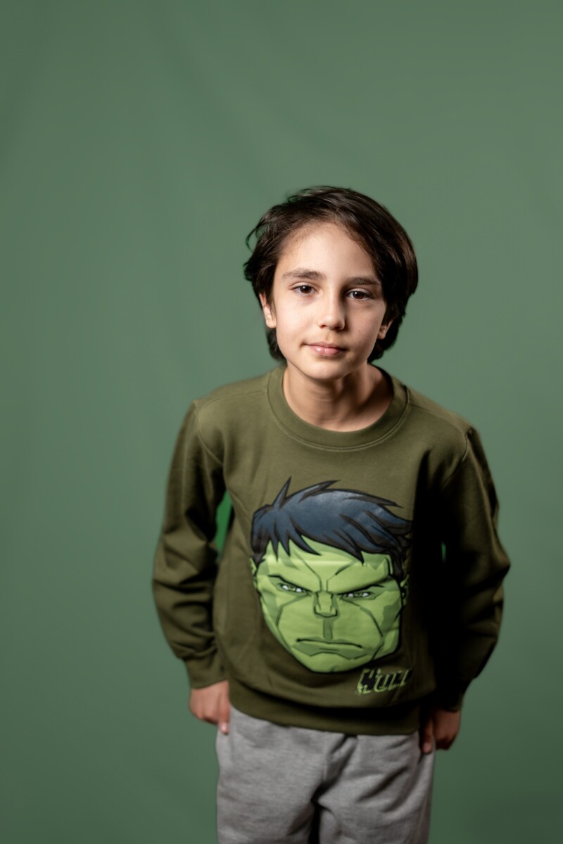 Buzo niño Marvel VERDE MILITAR