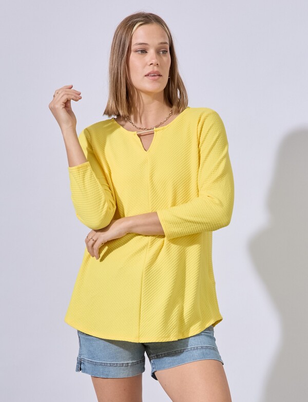 Blusa Ribs Escote Metal AMARILLO