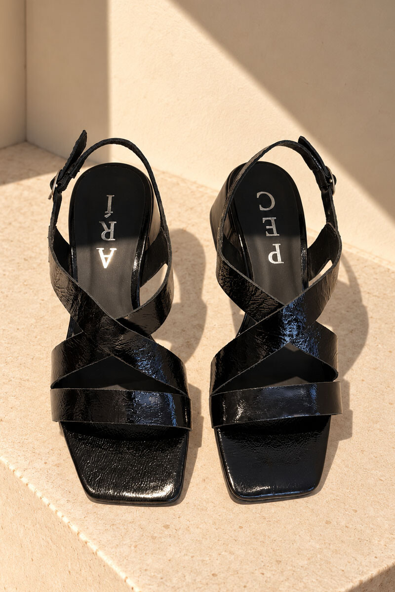 Sandalia cannes Negro charol