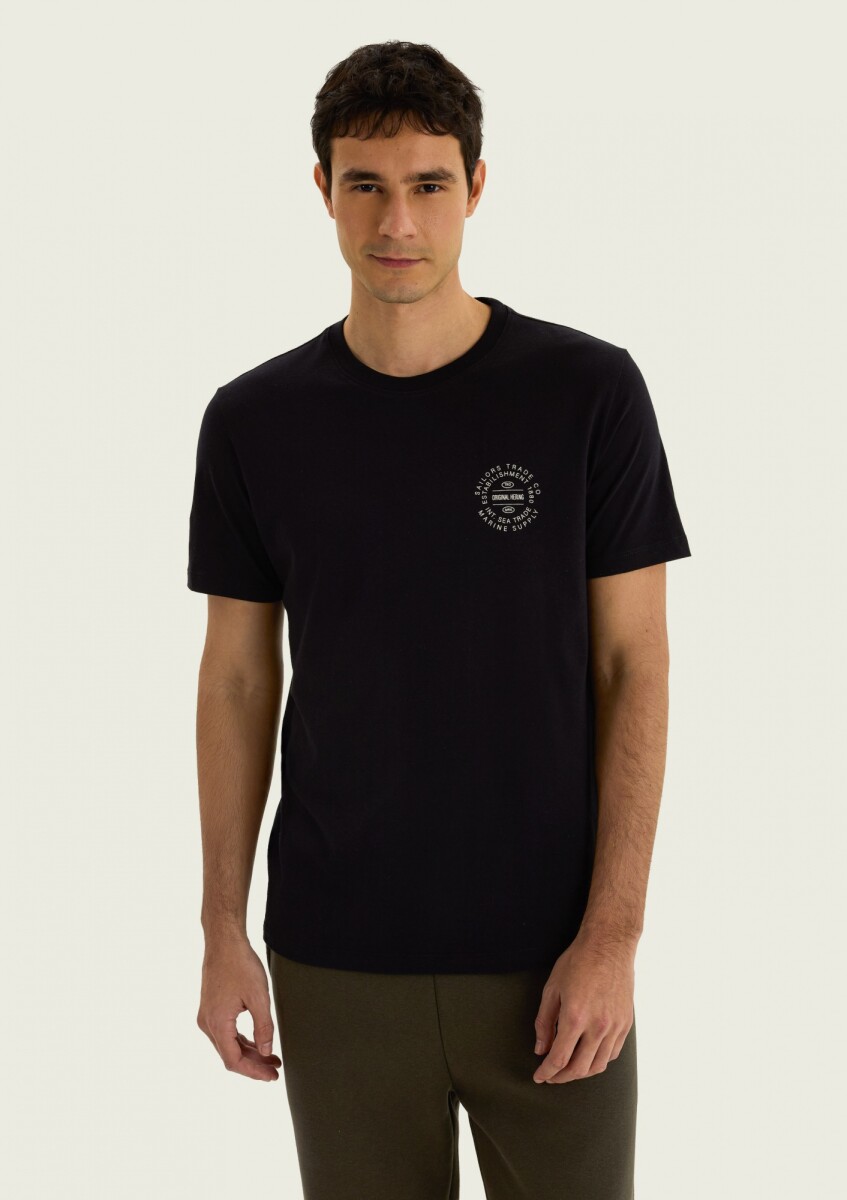 CAMISETA ESTAMPADA MODELO REGULAR - NEGRO 