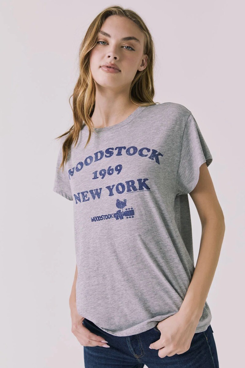 REMERA WOODSTOCK 1969 Gris
