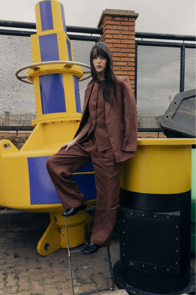 Blazer Biz - Brownie 