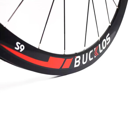 Par de Ruedas de Aluminio Bucklos 40MM 24 Rayos 001