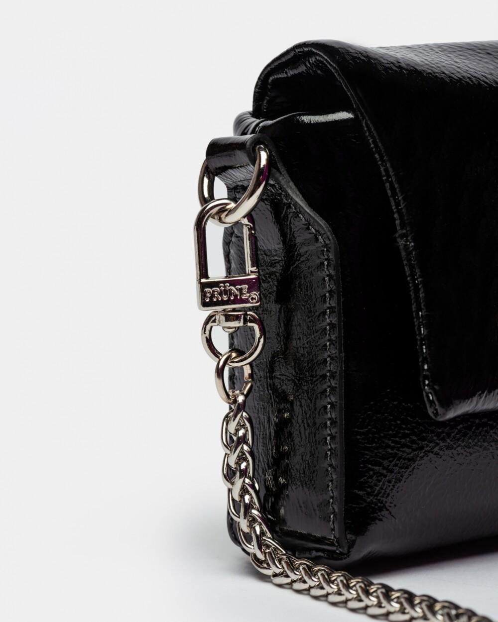 Mini bag Olivia en cuero charol Negro