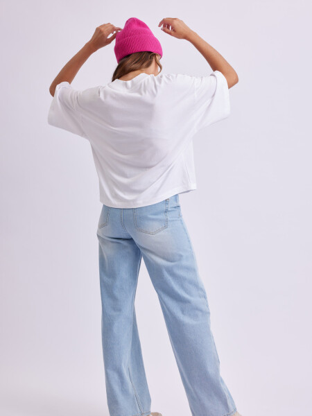 Remera 3/4 Cuello Alto Blanca