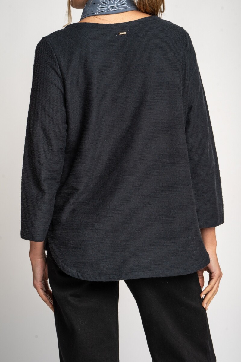 Sweater Negro