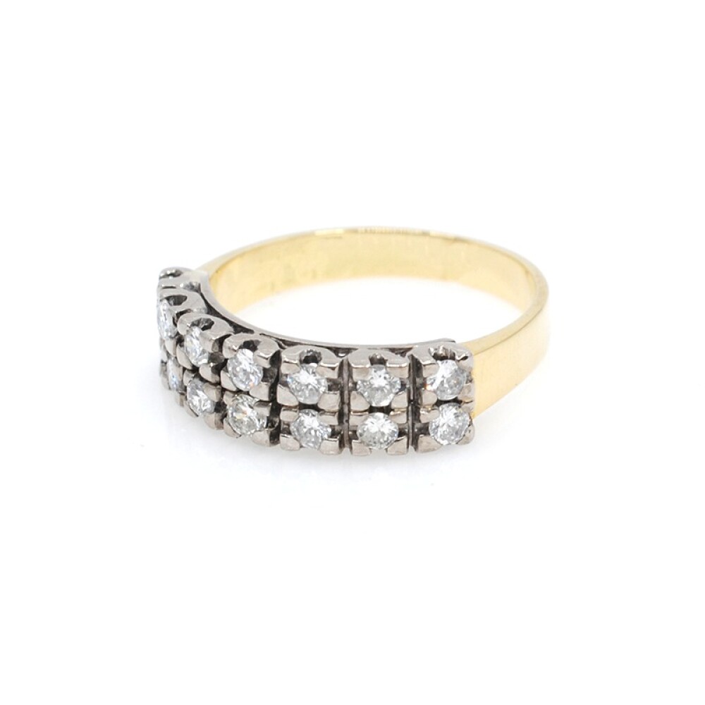 Anillo en oro 18k dos tonos y doble hilera de brillantes. Anillo en oro 18k dos tonos y doble hilera de brillantes.