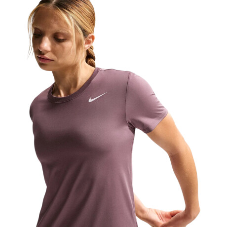 REMERA NIKE DRI-FIT TEE RLGD Violet