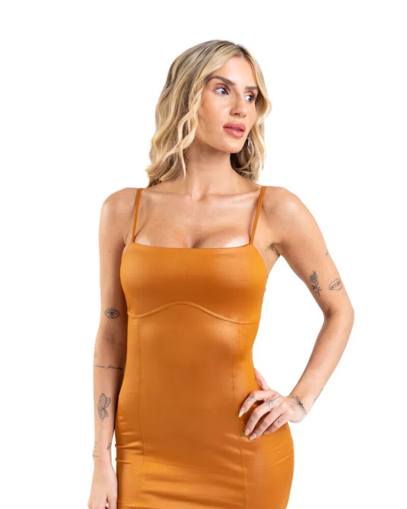 Vestido Color Dorado By La Bellamafia U