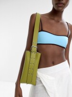 Bolso De Hombro Asa Con Tachuelas verde