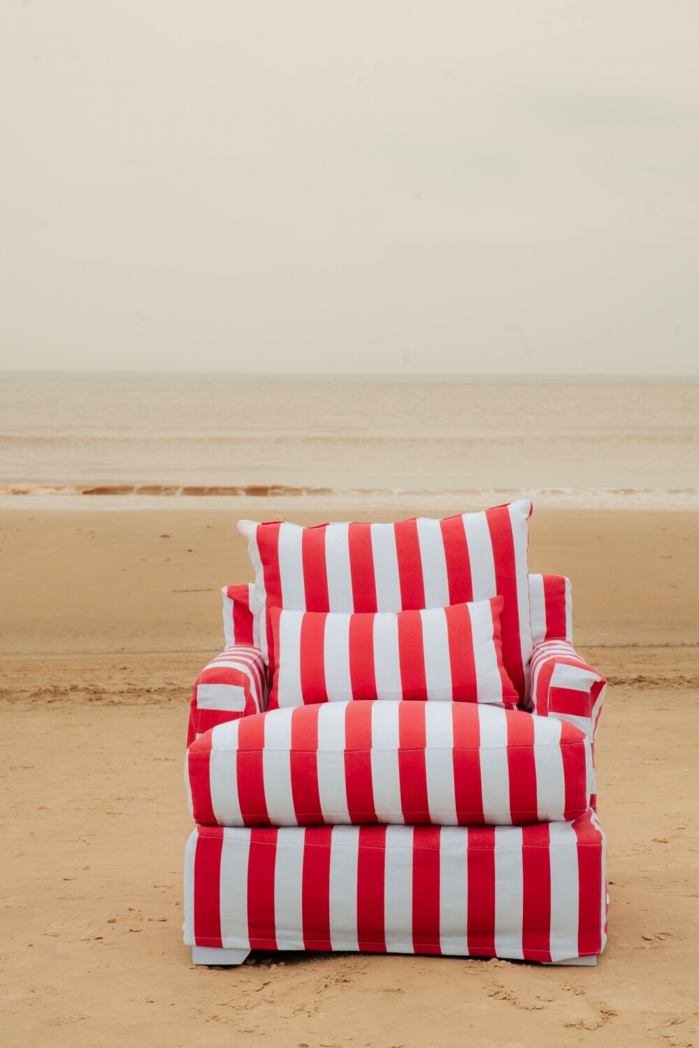 Stripes Couch Rojo / Blanco