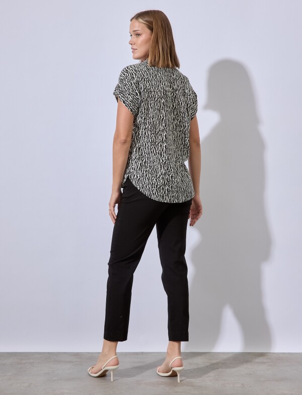 Camisa Animal Print NEGRO/CRUDO