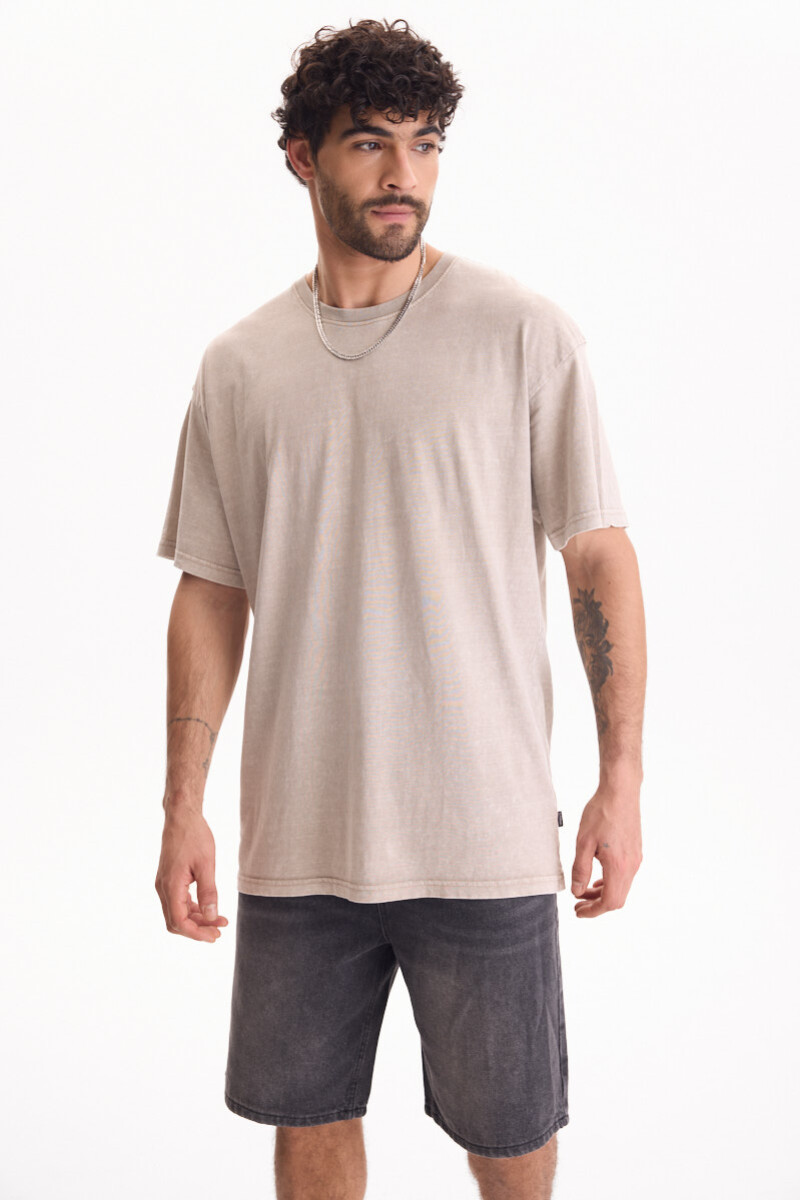 Remera Downtown Beige
