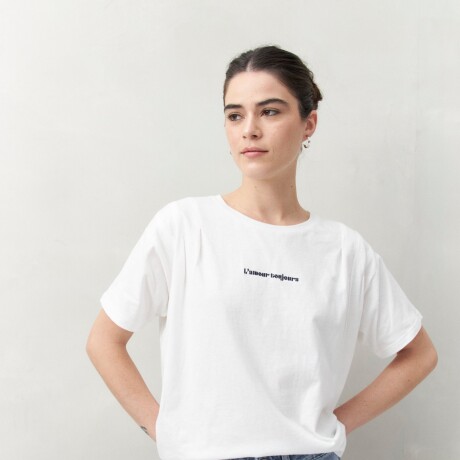 REMERA LIATRA Blanco