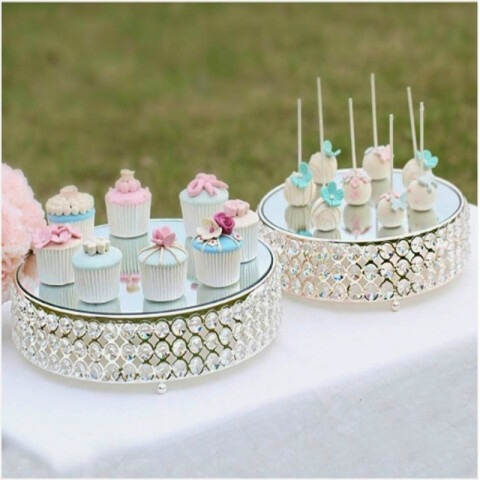 Soporte de Torta de 25CM Plateado C/ Espejo y Diamantes Soporte de Torta de 25CM Plateado C/ Espejo y Diamantes
