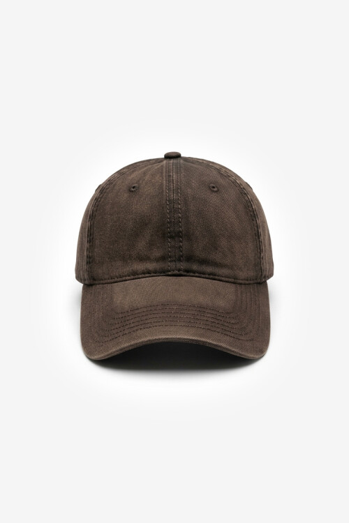 Cap washed pespuntes marrón