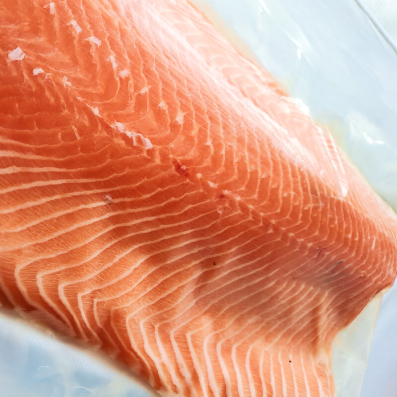 FILET FRESCO PREMIUM DE SALMON CHILENO 2-3 LBS Filet Fresco Premium De Salmon Chileno 2-3 Lbs
