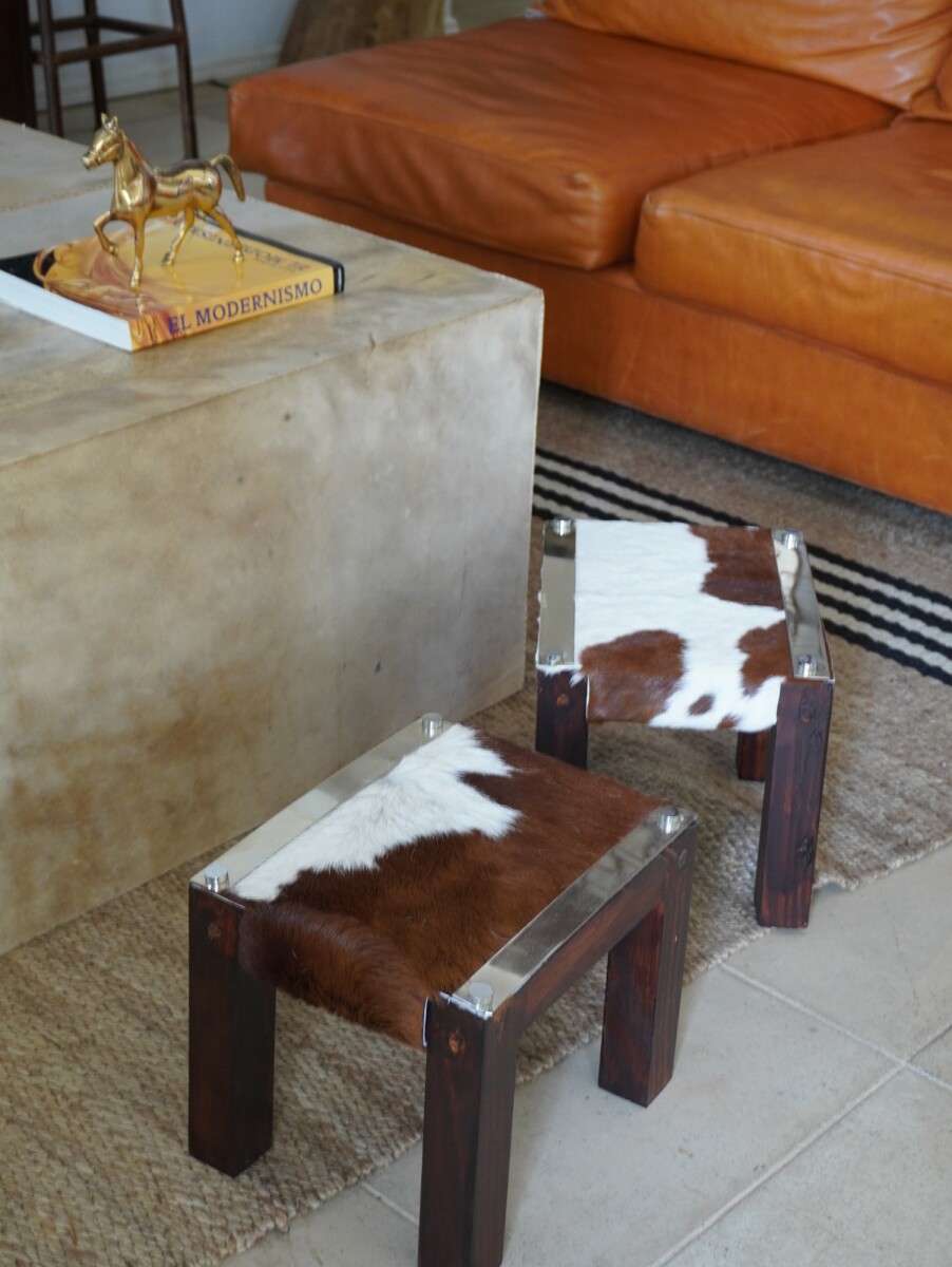 Petit Stool - Cowhide claro 