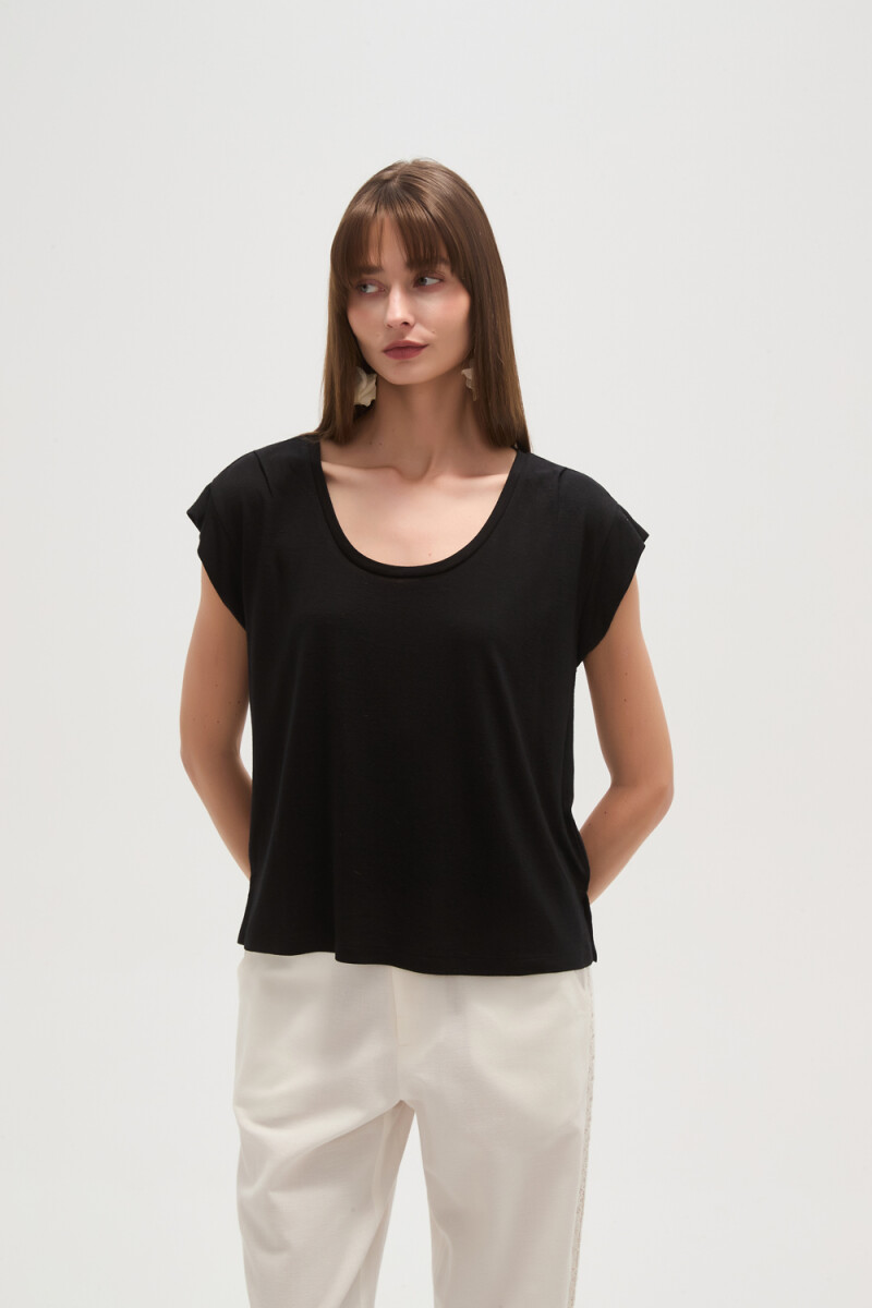Remera Ailana - Negro 
