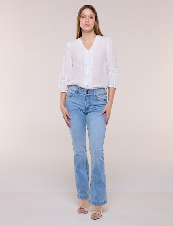 Jean Bootcut Con Cinto JEAN CLARO