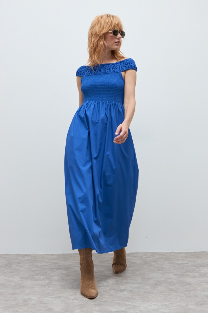 Vestido escote bardot con bolsillos - azul francia 