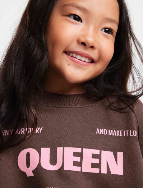 BUZO INFANTIL CON ESTAMPA - MARRÓN MARRÓN