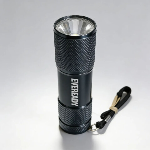 Linterna de Mano Metal con 3 LED Eveready a Pilas U