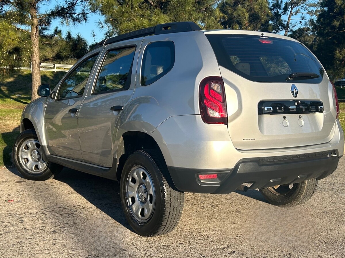 Renault Duster 2017 EXCELENTE ESTADO! | Permuta / Financia Renault Duster 2017 EXCELENTE ESTADO! | Permuta / Financia