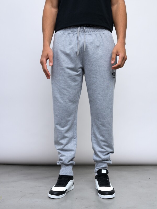 PANTALÓN BASIC Umbro Hombre 05m