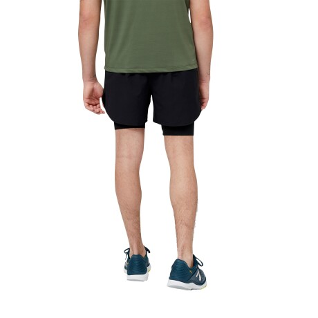 Short New Balance de hombre - Q Speed 5" - MS23282BK BLACK