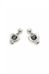 PENDIENTES EN ALEACIAÓN DE METALES BAÑADA EN PLATA DE LEY CON CORAZON Y CRISTAL NEGRO Pendiente