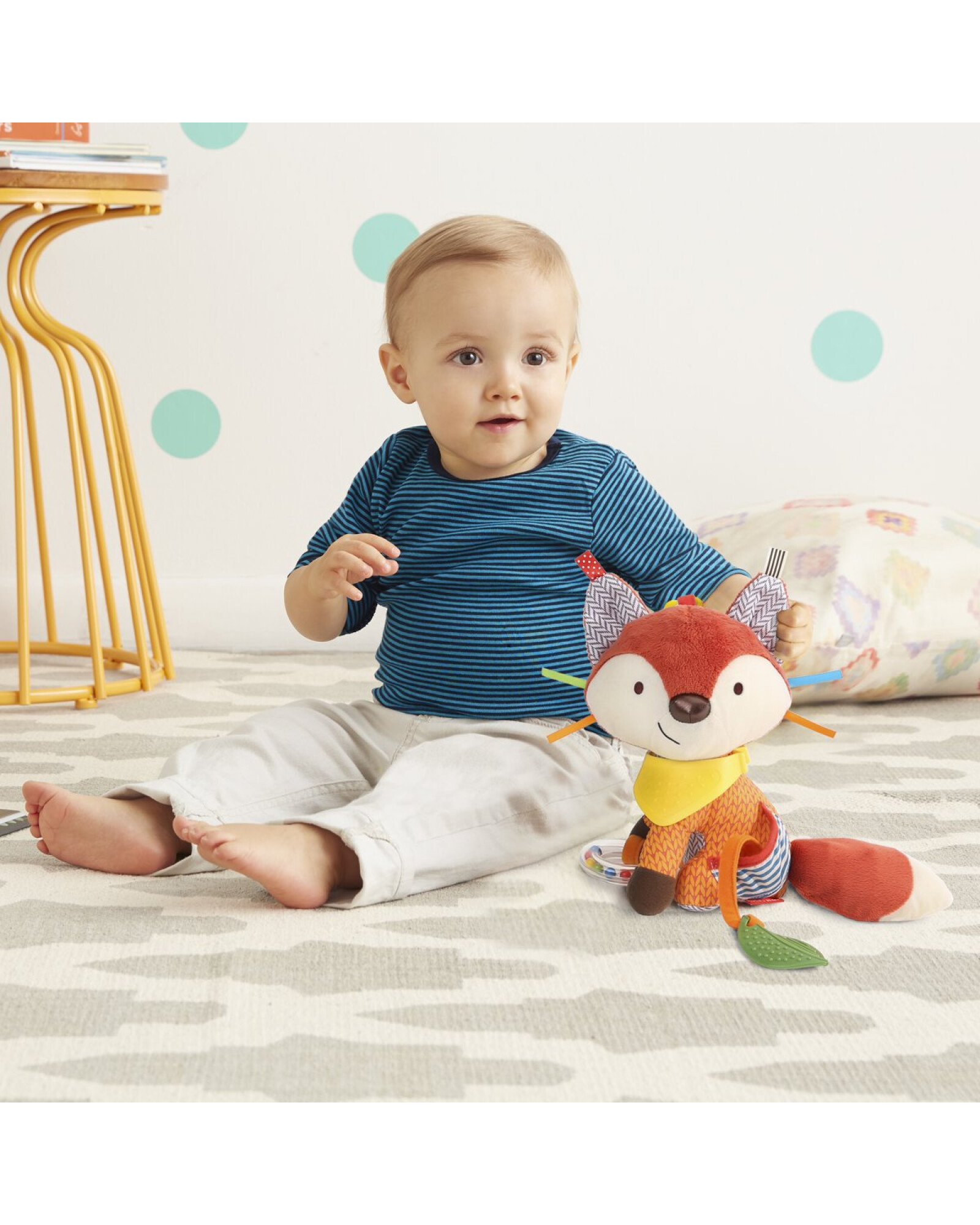 Peluche colgante multisensorial, diseño zorro Peluche colgante multisensorial, diseño zorro