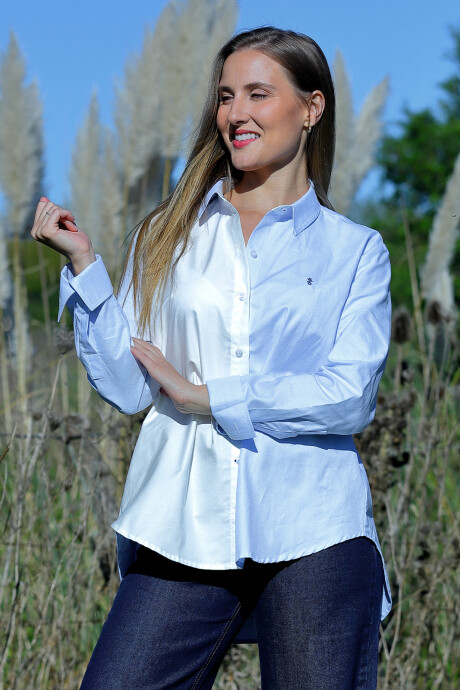 Camisa Dama Emi Combinada Celeste y Blanco