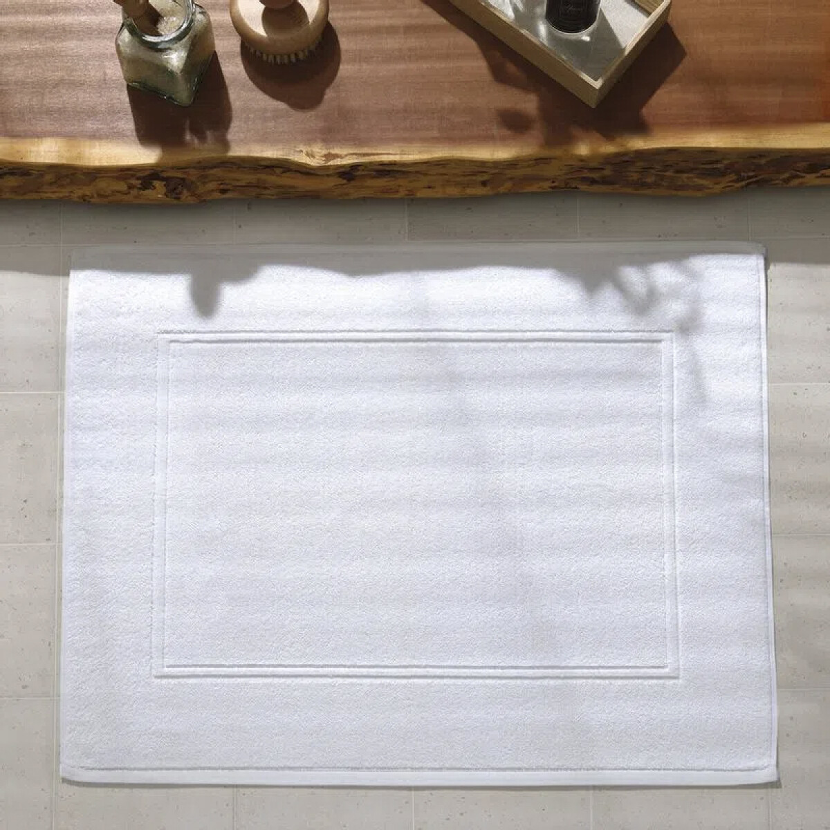 Toalla Piso Florencia Dohler 100% Algodón 50 x 70 cm - BLANCO 