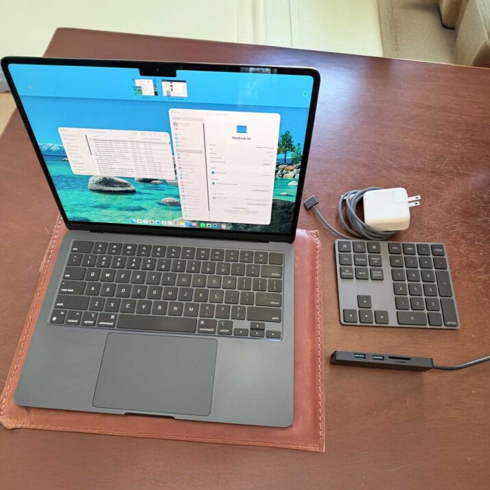 MacBook Air M2 13″ 2022 - 8GB RAM 256GB SSD MacBook Air M2 13″ 2022 - 8GB RAM 256GB SSD