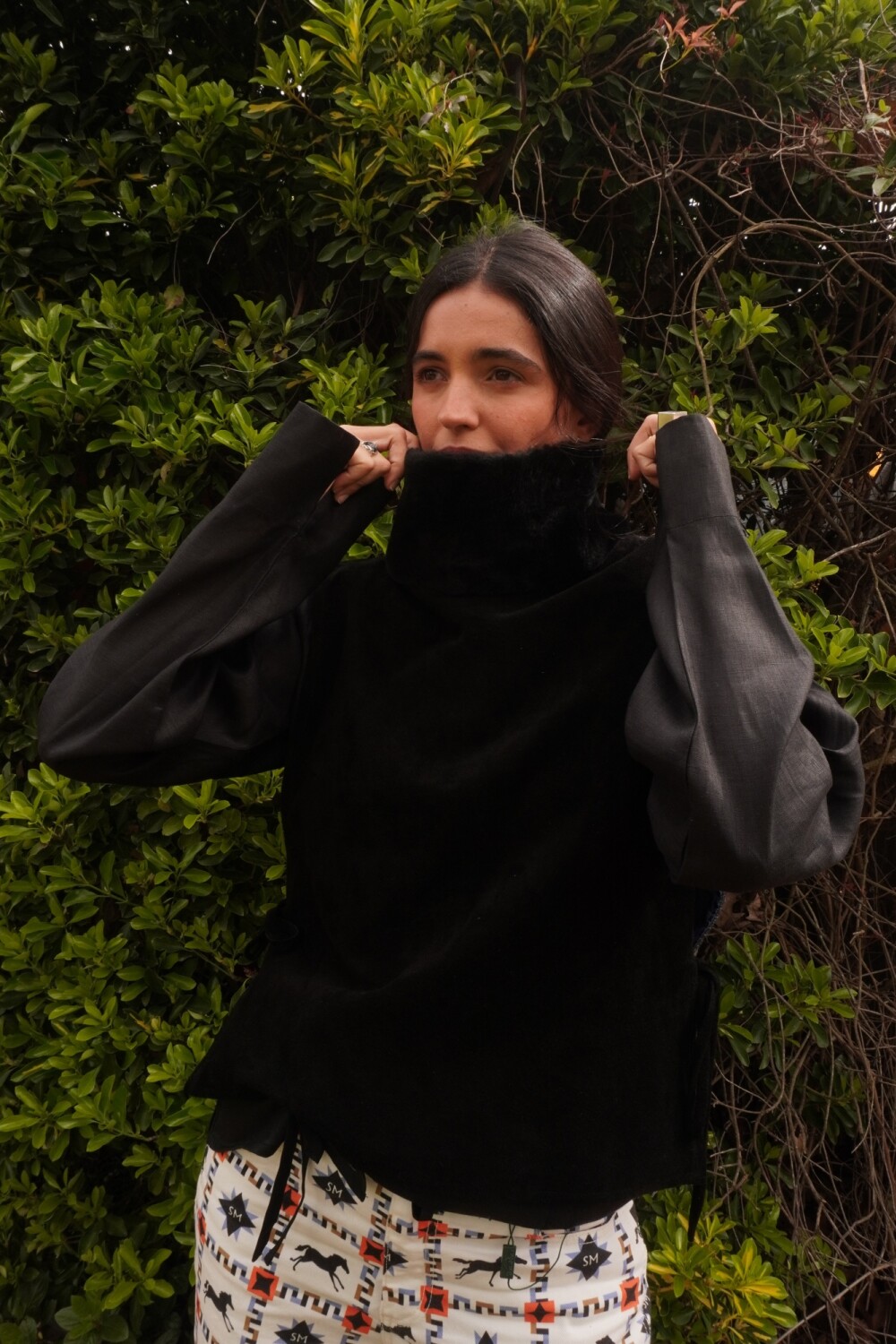 Neck Vest Negro