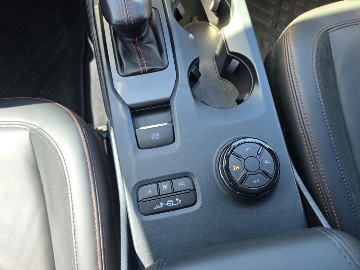 Ford Ranger Raptor V6 3.0L Extra Full Descuenta IVA Ford Ranger Raptor V6 3.0L Extra Full Descuenta IVA