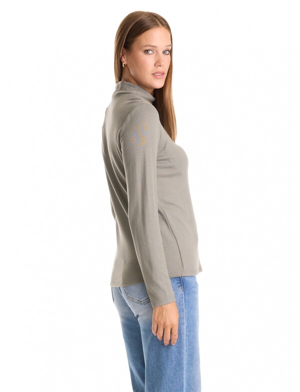 Polera Pespunte OLIVA