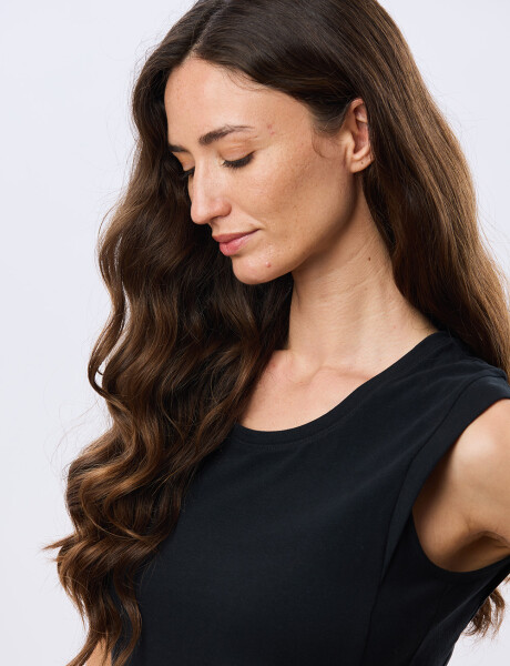 REMERA LISA DE ALGODÓN Negro