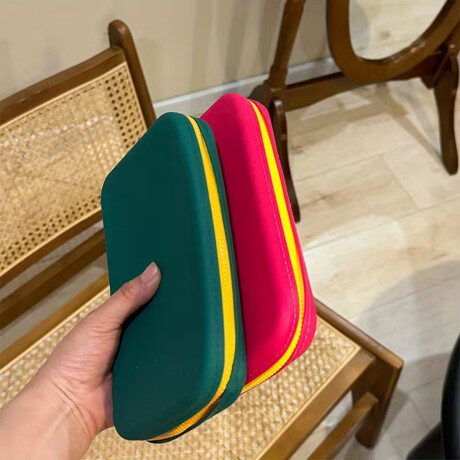 Neceser de silicona con cierre - 21x12x3cm Verde