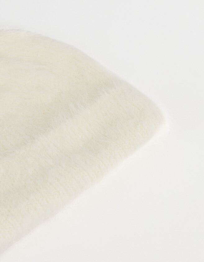 Gorro Romántico Gorro Efecto Peluche - Blanco Crudo