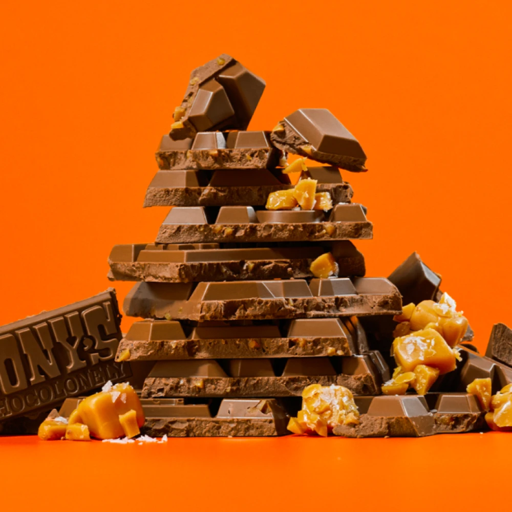 Tony's Chocolonely leche, caramelo y sal de mar