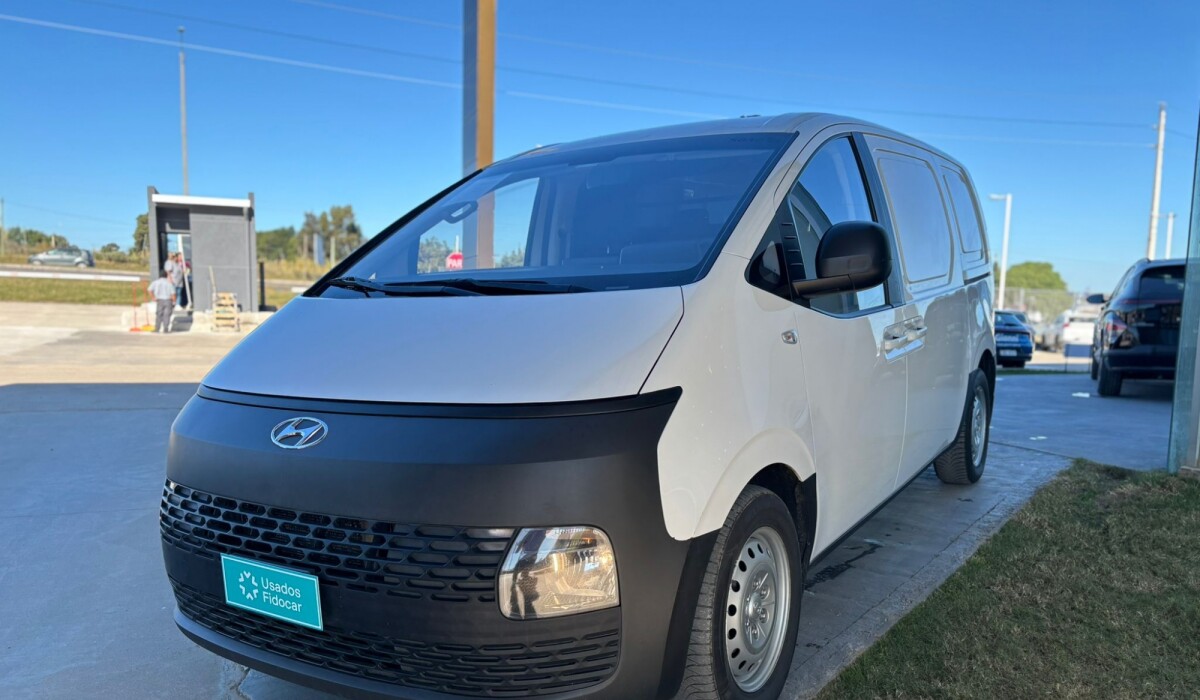 Hyundai H1 Staria Furgon 2.2 Diesel - 2023 Hyundai H1 Staria Furgon 2.2 Diesel - 2023