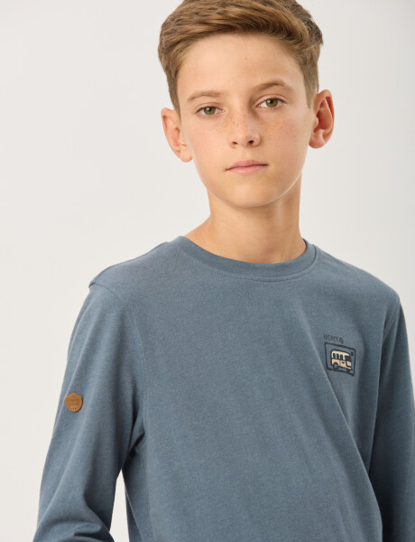 REMERA ESTAMPADA Piedra