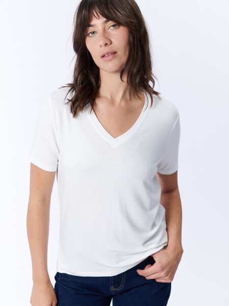 Remera manga corta escote Cruda