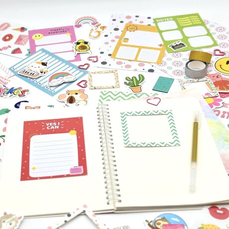 Set De Papelería Infantil Ondas De Colores Rosa