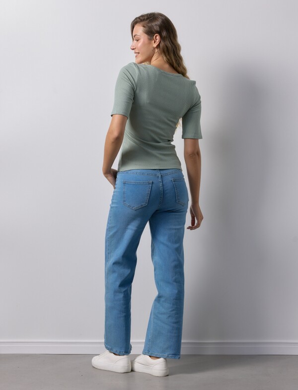 Remera Basica Ribs VERDE
